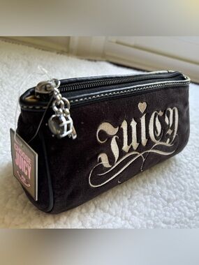 NWT RARE Juicy Couture Vintage Black Velour Makeup Pouch Heart Gemstone Charm